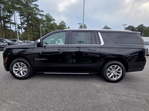 Black 2026 Chevrolet Suburban Premier