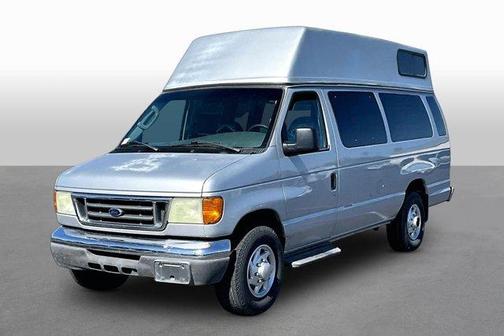 Silver 2005 Ford E350 Super Duty XL