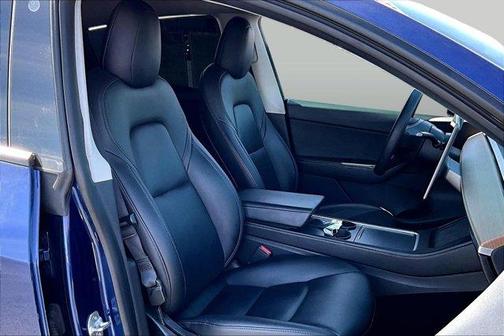Blue 2021 Tesla Model Y Performance