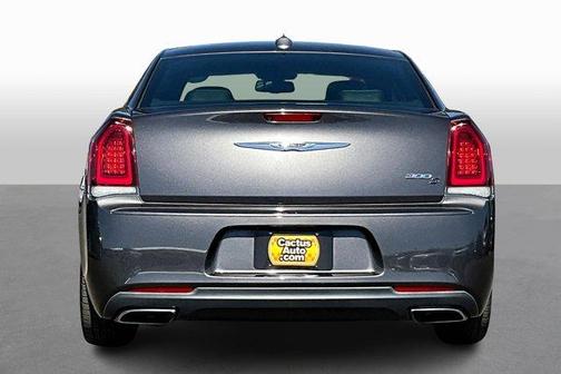 2017 Chrysler 300 S