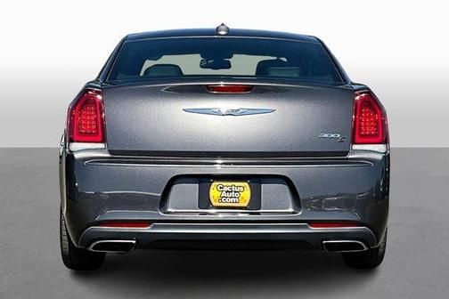 2017 Chrysler 300 S
