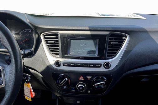 2020 Hyundai Accent SE