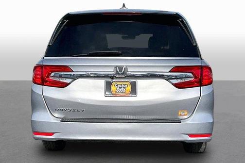 Silver 2018 Honda Odyssey EX-L