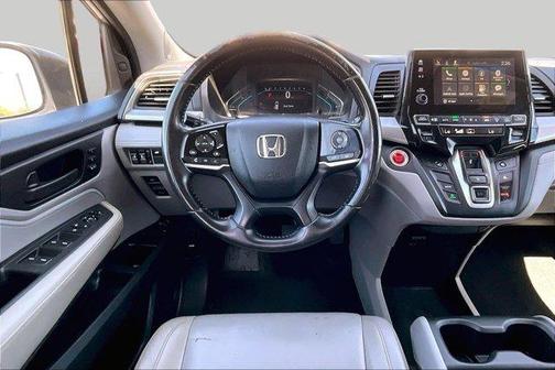 Silver 2018 Honda Odyssey EX-L