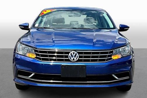 2016 Volkswagen Passat 1.8T SE