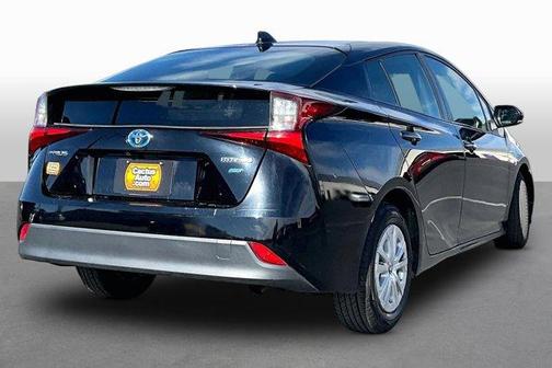 2022 Toyota Prius L