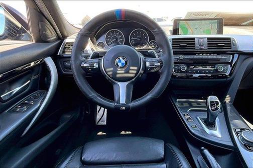 Black Sapphire Metallic 2016 BMW 340 i