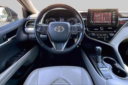 Celestial Silver Metallic 2022 Toyota Camry SE