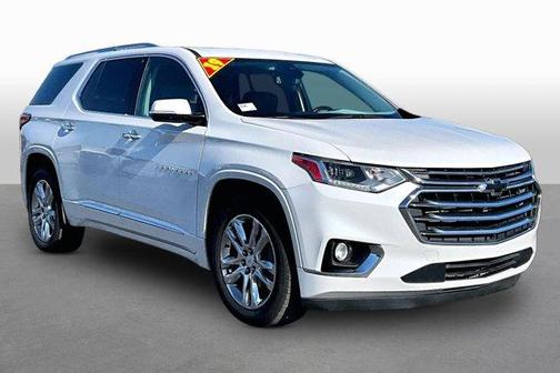Iridescent Pearl Tricoat 2019 Chevrolet Traverse High Country