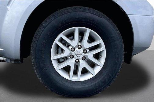 Brilliant Silver Metallic 2019 Nissan Frontier SV