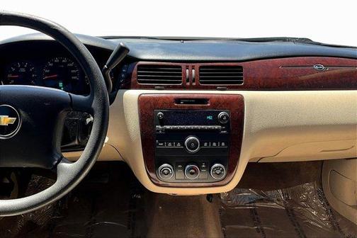 2011 Chevrolet Impala LS