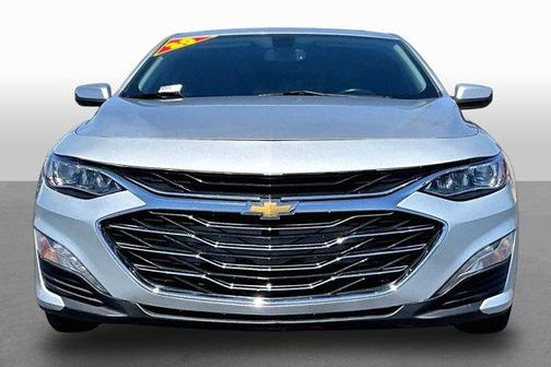 Silver Ice Metallic 2020 Chevrolet Malibu Premier