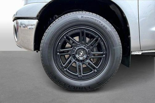 2011 Toyota Tundra Grade