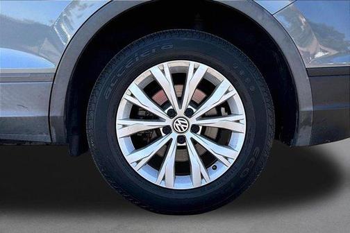 Platinum Gray Metallic 2019 Volkswagen Tiguan 2.0T S