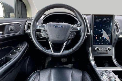 Gray Metallic 2022 Ford Edge Titanium