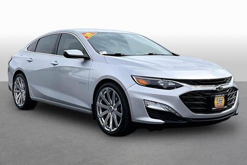 Silver Ice Metallic 2019 Chevrolet Malibu LT
