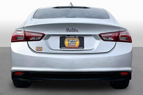 Silver Ice Metallic 2019 Chevrolet Malibu LT