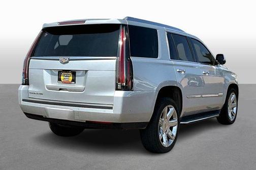 2017 Cadillac Escalade Luxury