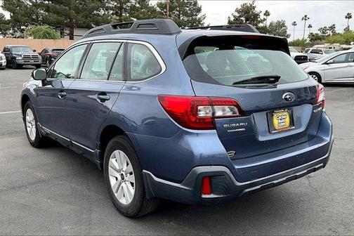 2018 Subaru Outback 2.5i