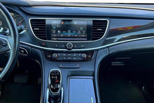 2017 Buick LaCrosse Essence