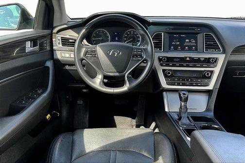 2016 Hyundai SONATA Limited