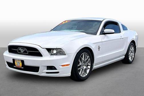 Oxford White 2014 Ford Mustang V6 Premium