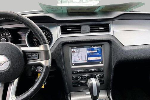 Oxford White 2014 Ford Mustang V6 Premium