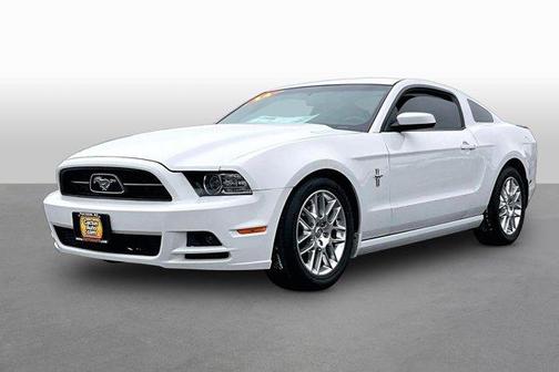 Oxford White 2014 Ford Mustang V6 Premium