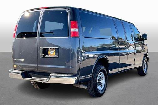 2017 Chevrolet Express 3500 LT