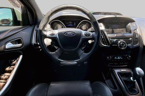 White 2013 Ford Focus ST Base