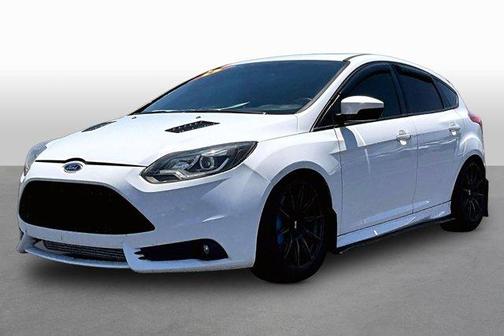 White 2013 Ford Focus ST Base