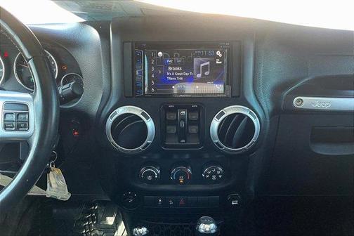 2015 Jeep Wrangler Unlimited Freedom Edition