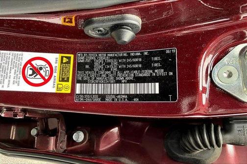 Ooh La La Rouge Mica 2019 Toyota Highlander XLE