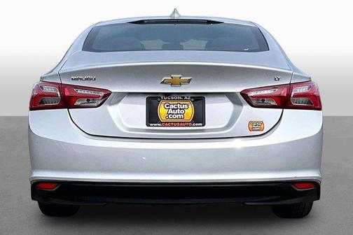 Silver Ice Metallic 2022 Chevrolet Malibu LT