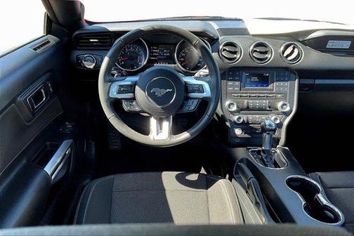 2015 Ford Mustang V6