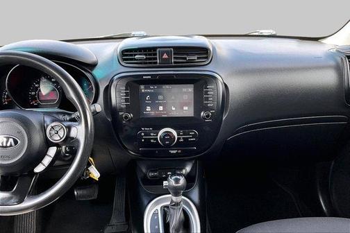 Clear White 2019 Kia Soul +
