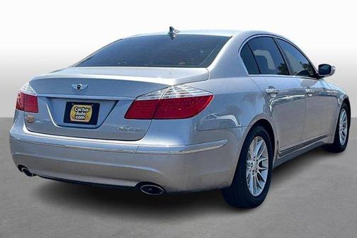 2010 Hyundai Genesis 3.8