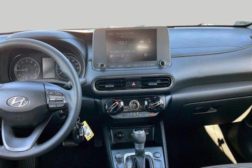 Pulse Red 2022 Hyundai KONA SE