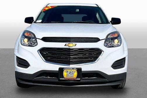 Summit White 2017 Chevrolet Equinox LS