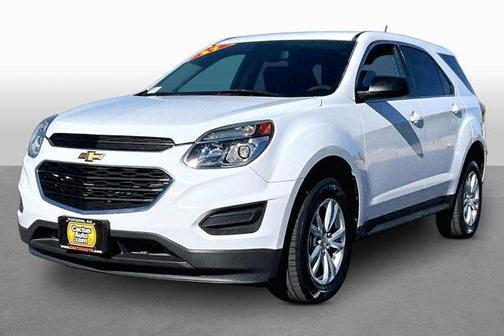 Summit White 2017 Chevrolet Equinox LS