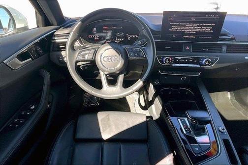 2022 Audi A4 45 S line Premium Plus