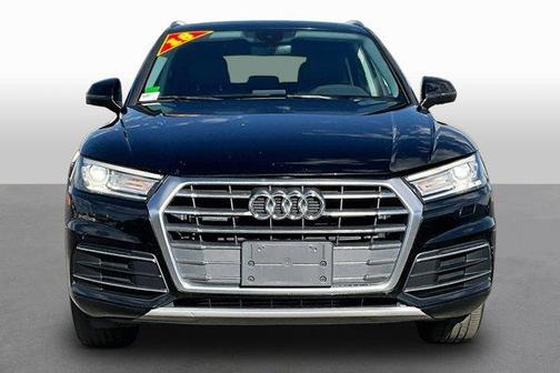 Brilliant Black 2018 Audi Q5 2.0T Premium