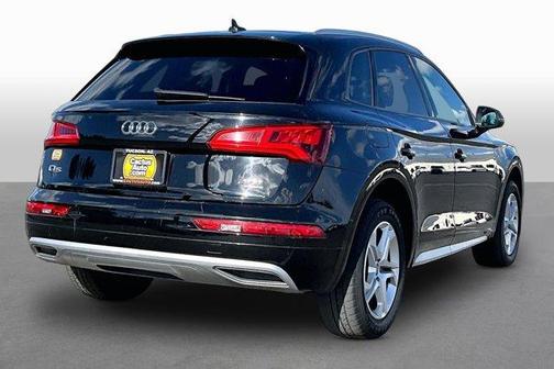 Brilliant Black 2018 Audi Q5 2.0T Premium