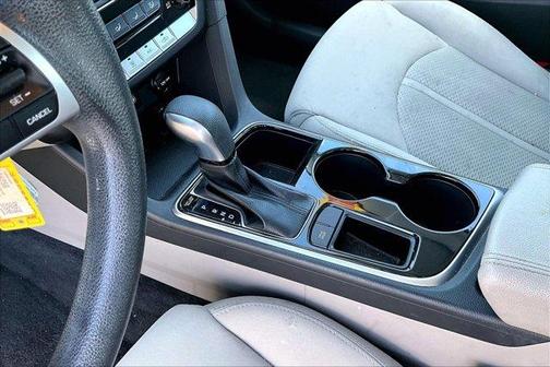 Quartz White Pearl 2019 Hyundai SONATA SE