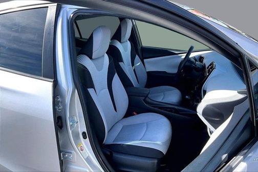 2017 Toyota Prius Four