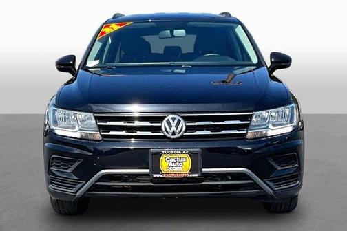 Deep Black Pearl Effect 2021 Volkswagen Tiguan 2.0T S