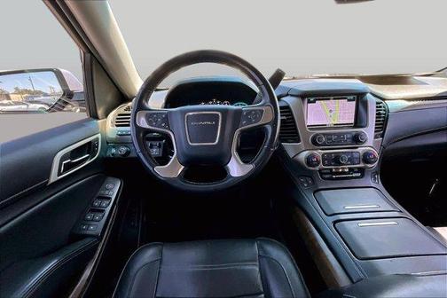 Quicksilver Metallic 2018 GMC Yukon XL Denali