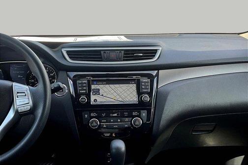 Moonlight White 2015 Nissan Rogue SV