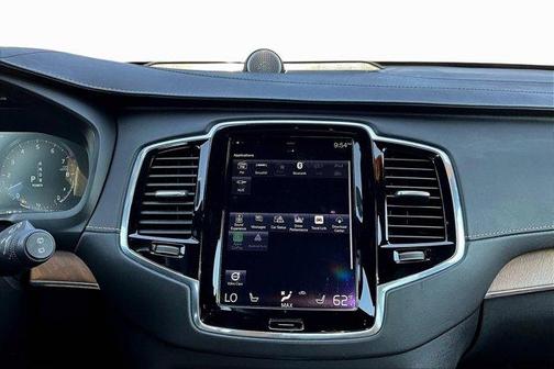 2017 Volvo XC90 Hybrid T8 Inscription