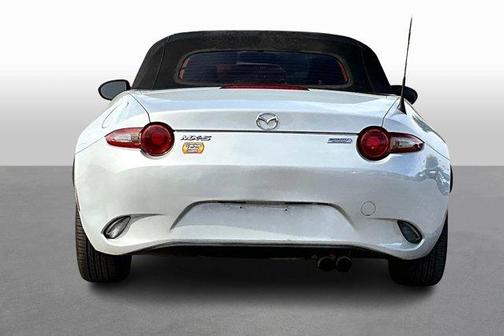 2017 Mazda MX-5 Miata Sport